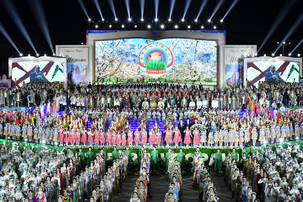 Иштирок дар барномаи фарҳангӣ бахшида ба ҷашни Наврӯз дар Варзишгоҳи марказии ноҳияи Мастчоҳ